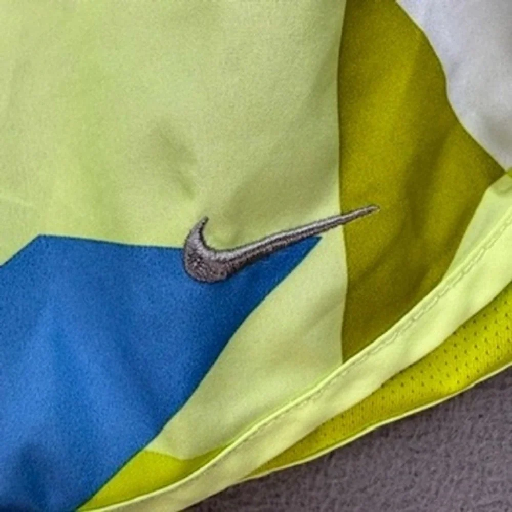 Nike Running Shorts Tempo Dri-FIT Medium Neon Yellow Blue Geometric Performance